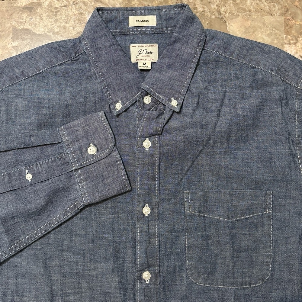 J Crew Shirt Mens Medium Classic Fit Blue Chambray Long Sleeve Medium Wash Work